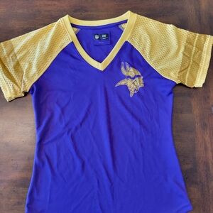 Minnesota Vikings Women's top
